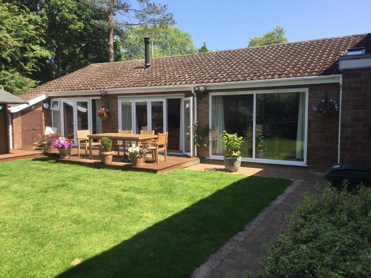 9 Chudleigh Close Lejlighed Bedford Eksteriør billede