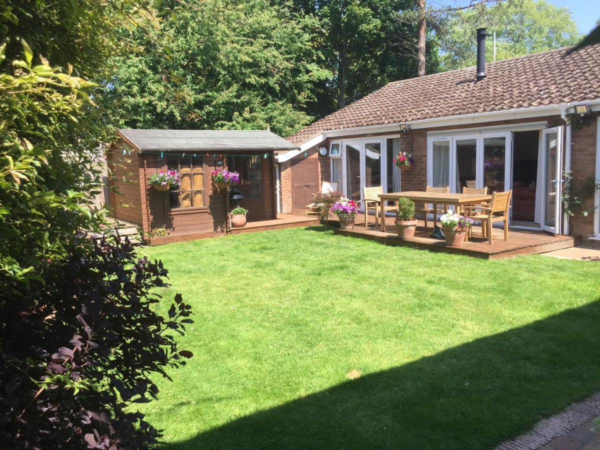 9 Chudleigh Close Lejlighed Bedford Eksteriør billede
