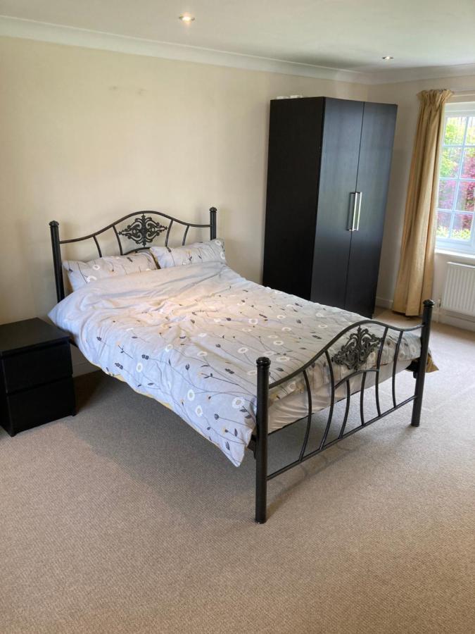 9 Chudleigh Close Lejlighed Bedford Eksteriør billede
