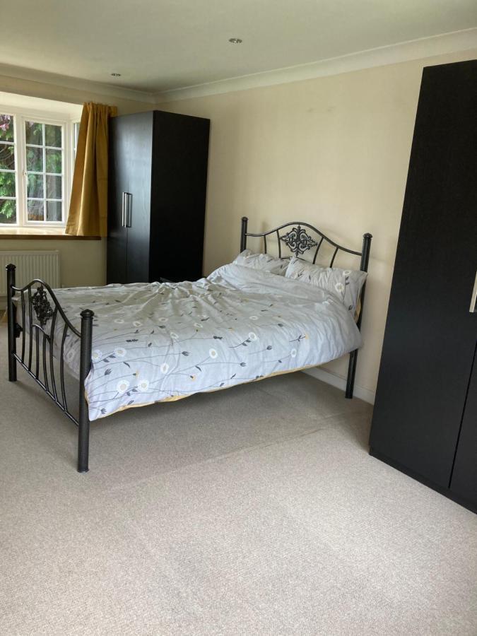 9 Chudleigh Close Lejlighed Bedford Eksteriør billede